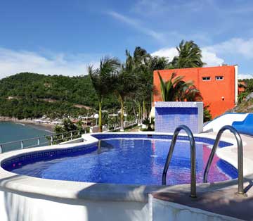Swimming Pool Hotel La Quinta Gran Bahía